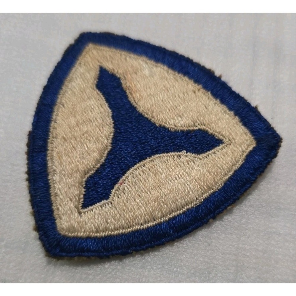 World War II U.S. Army 3rd Service Commander Shoulder Sleeve Insignia Patch